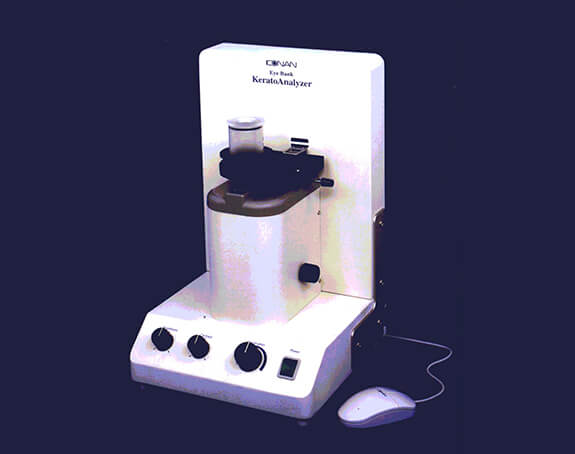 アイバンク用ケラトアナライザー（コーナン社製）